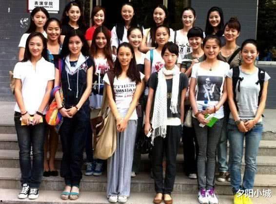 明星同班同学,揭秘明星同班同学的传奇故事