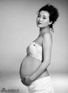 女明星大尺度孕照,甜蜜瞬间引网友热议